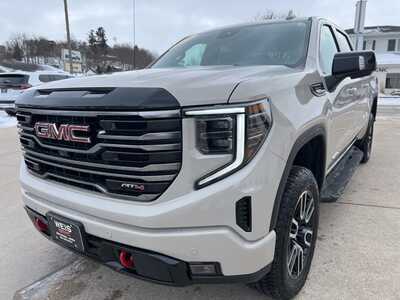 2026 GMC 1500 Crew Cab, $75995. Photo 4