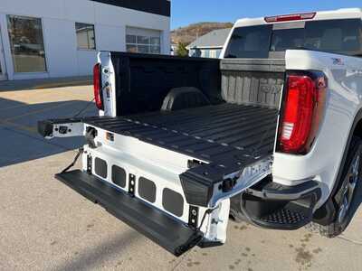 2026 GMC 1500 Crew Cab, $68320. Photo 10