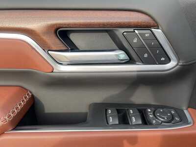 2026 GMC 3500 Crew Cab, $103255. Photo 12