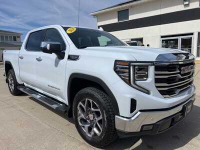 2026 GMC 1500 Crew Cab, $68570. Photo 2