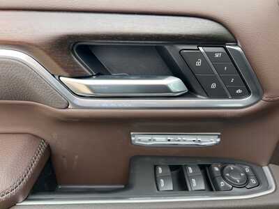 2026 GMC 1500 Crew Cab, $79100. Photo 12