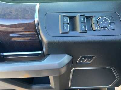 2016 Ford F150 Crew Cab, $22500. Photo 9
