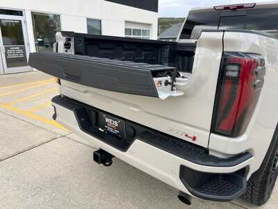 2026 GMC 3500 Crew Cab, $82445. Photo 9
