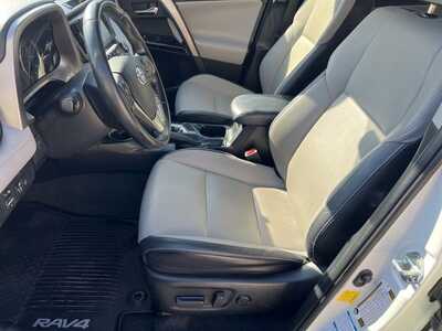 2018 Toyota RAV4, $25500. Photo 11