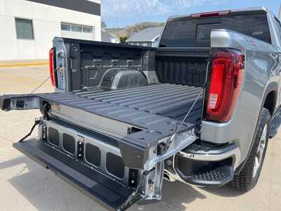 2026 GMC 1500 Crew Cab, $68535. Photo 10
