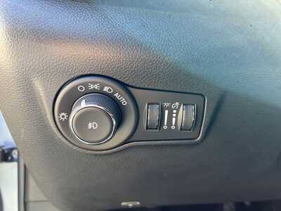 2025 Jeep Compass, $26100. Photo 12