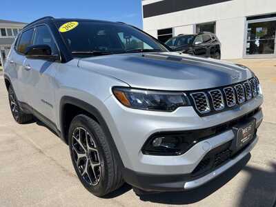 2025 Jeep Compass, $26100. Photo 2
