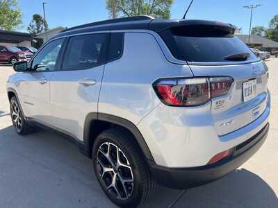 2025 Jeep Compass, $26100. Photo 6
