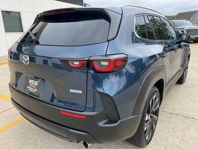 2025 Mazda CX-50, $34300. Photo 8