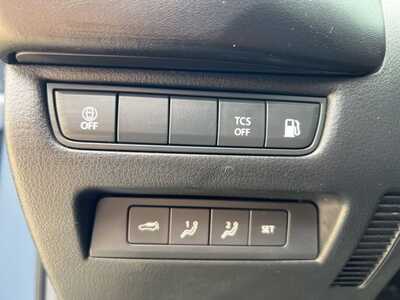 2025 Mazda CX-50, $33500. Photo 12