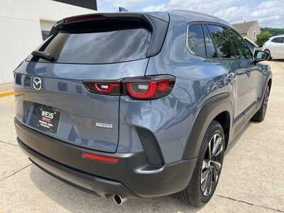 2025 Mazda CX-50, $33500. Photo 8
