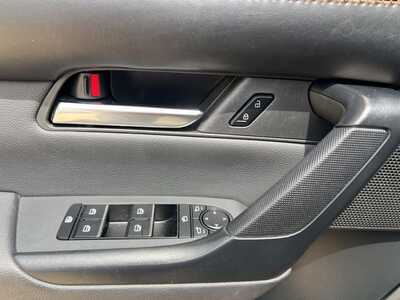2025 Mazda CX-50, $33500. Photo 9