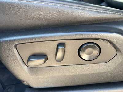 2022 Chevrolet 1500 Crew Cab, $41500. Photo 10