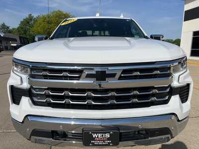 2022 Chevrolet 1500 Crew Cab, $41500. Photo 3