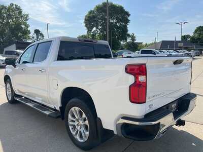2022 Chevrolet 1500 Crew Cab, $41500. Photo 6