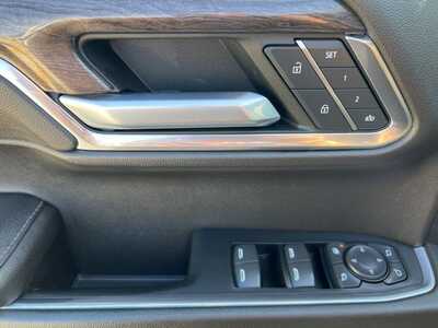 2022 Chevrolet 1500 Crew Cab, $41500. Photo 9
