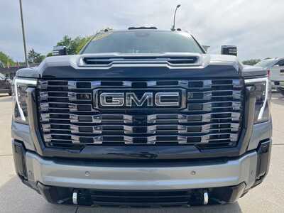 2026 GMC 3500 Crew Cab, $102655. Photo 3