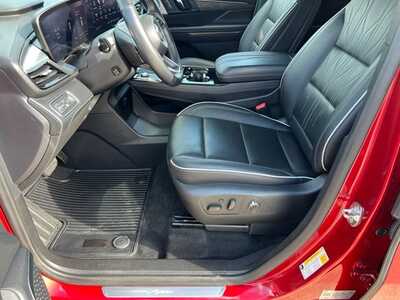 2025 Buick Enclave, $51000. Photo 11