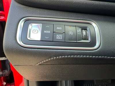 2025 Buick Enclave, $51000. Photo 12