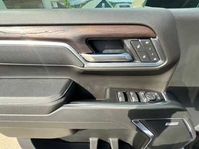 2026 GMC 1500 Crew Cab, $67970. Photo 12