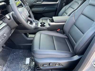 2026 GMC Terrain, $39135. Photo 11