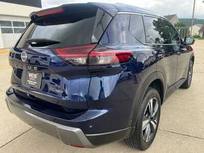 2026 Nissan Rogue, $31900. Photo 8