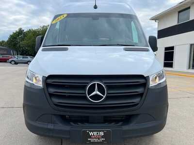 2024 Mercedes-Benz Sprinter, $49500. Photo 3