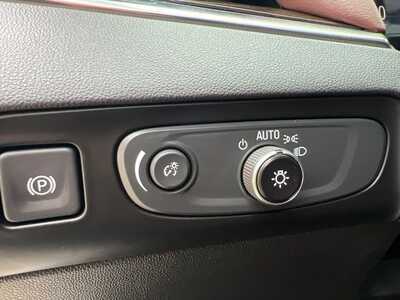 2021 Buick Enclave, $27000. Photo 12