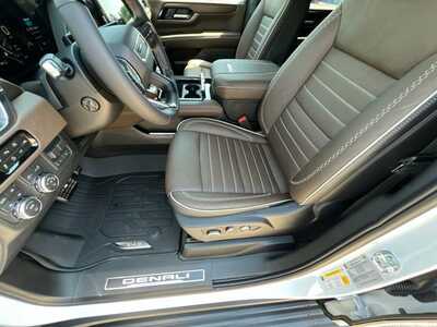 2026 GMC Yukon, $108385. Photo 11