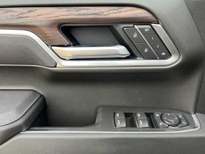 2026 GMC 1500 Crew Cab, $68570. Photo 12