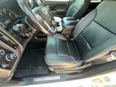 2016 GMC 1500 Crew Cab, $23000. Photo 11