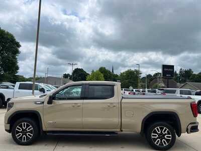 2022 GMC 1500 Crew Cab, $42900. Photo 5