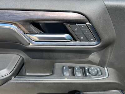 2024 Chevrolet 1500 Crew Cab, $45500. Photo 12