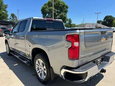2024 Chevrolet 1500 Crew Cab, $45500. Photo 6