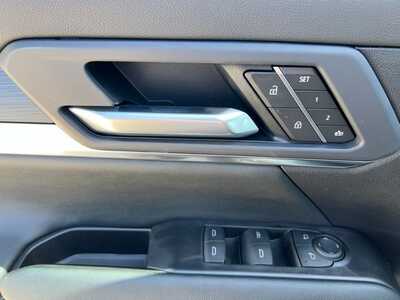 2027 GMC Terrain, $39560. Photo 9
