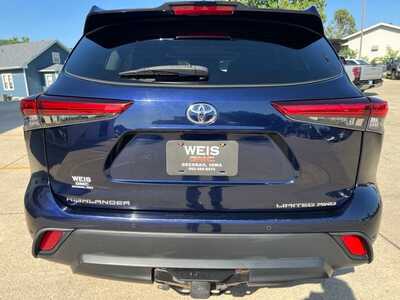 2020 Toyota Highlander, $30250. Photo 7
