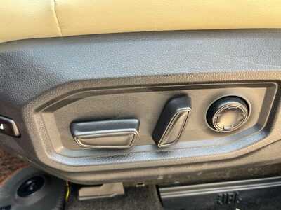 2023 Toyota Tundra Crew Cab, $49900. Photo 10