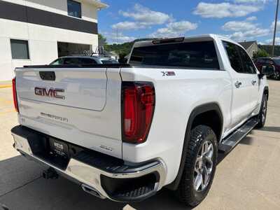 2023 GMC 1500 Crew Cab, $42900. Photo 8