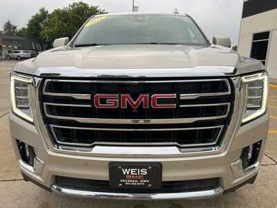 2021 GMC Yukon XL, $38600. Photo 3