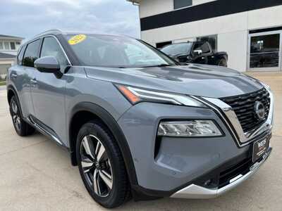 2022 Nissan Rogue, $20995. Photo 2