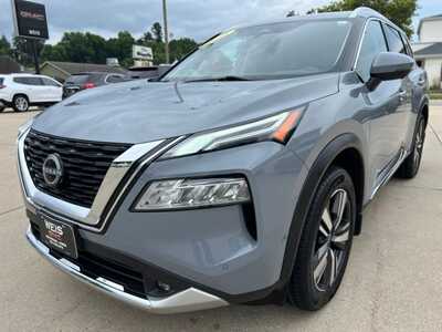 2022 Nissan Rogue, $20995. Photo 4