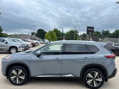 2022 Nissan Rogue, $20995. Photo 5