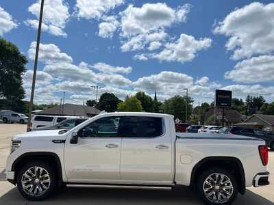 2023 GMC 1500 Crew Cab, $49800. Photo 5