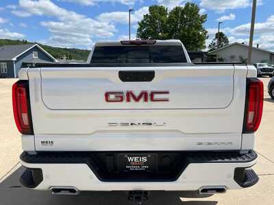 2023 GMC 1500 Crew Cab, $49800. Photo 7