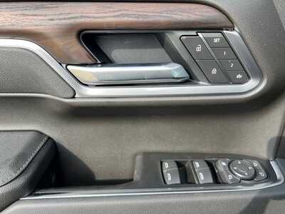 2026 GMC 1500 Crew Cab, $68835. Photo 12