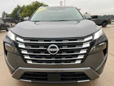 2026 Nissan Rogue, $31400. Photo 3