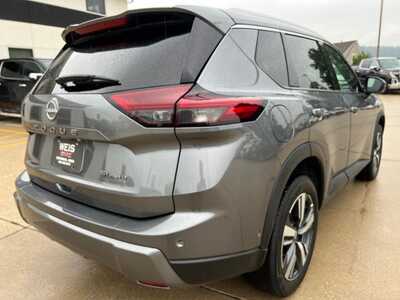 2026 Nissan Rogue, $31400. Photo 8