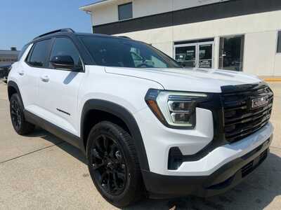 2027 GMC Terrain, $42845. Photo 2