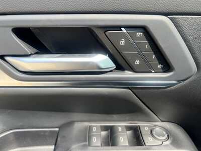 2027 GMC Terrain, $42845. Photo 9