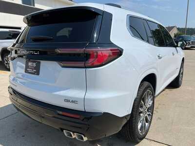 2027 GMC Acadia, $69435. Photo 8